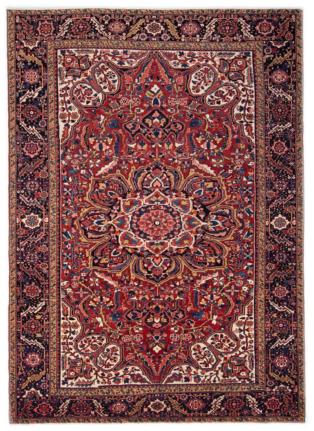 Heriz Rugs - Heriz 270 x 376 cm