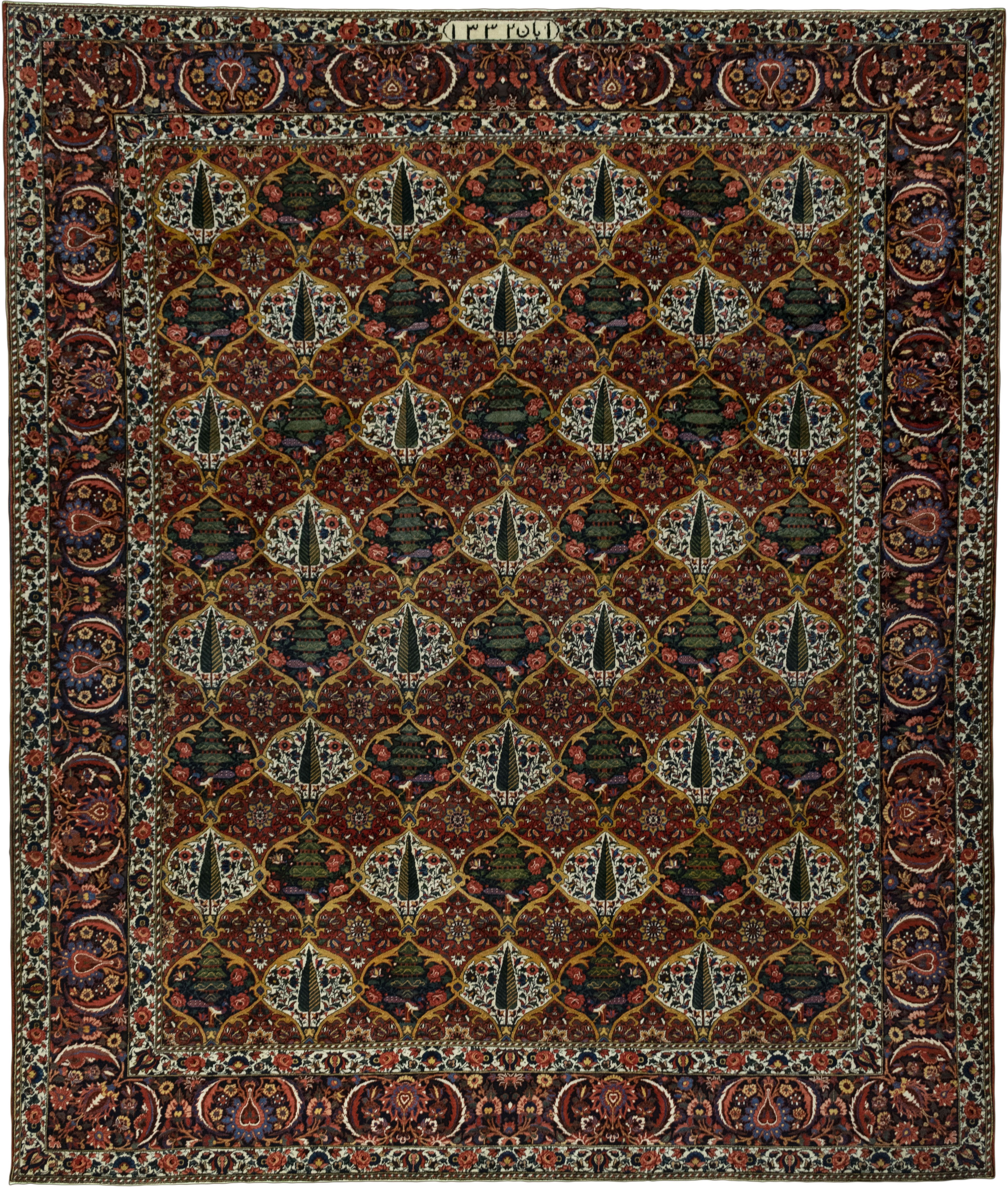 Tapis d'Orient Iran Ancien Bakhtiar Faradombeh : 3.37 X 2.13 Tapis d'Orient Iran Ancien Bakhtiar Faradombeh : 3.37 X 2.13
